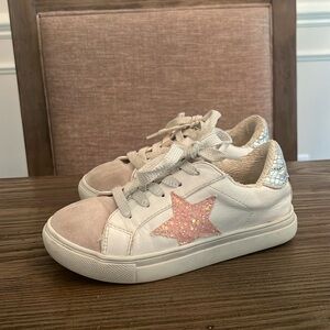 Steve Madden Jrezume tennis shoe - 13